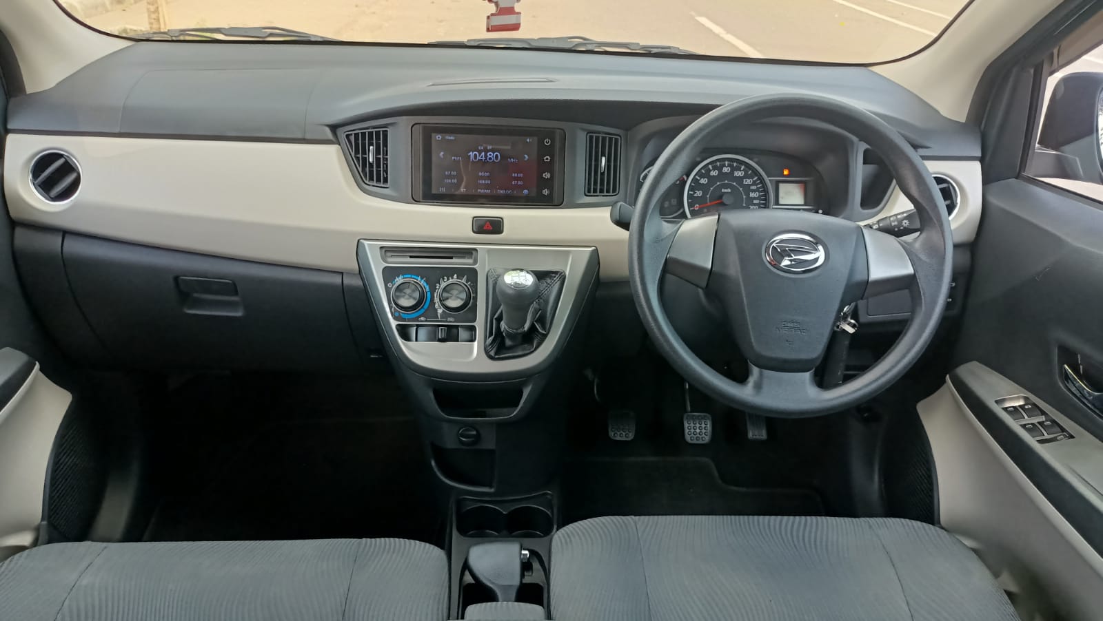 2019 Daihatsu Sigra 2019 Daihatsu Sigra
