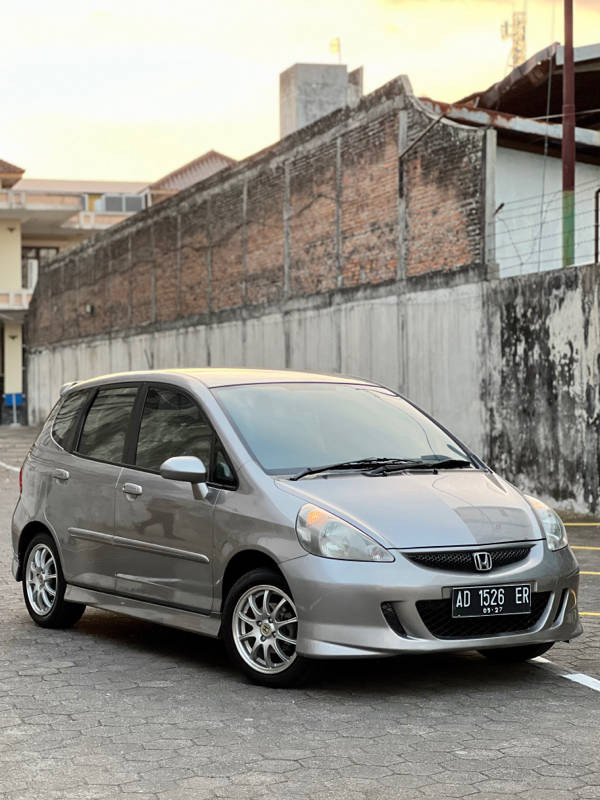 2008 Honda Jazz  1.5L VTEC MT Bekas