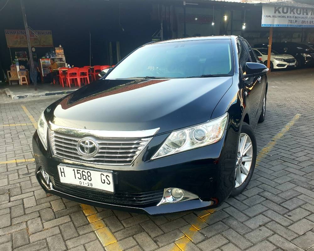 2013 Toyota Camry V 2.5L AT V 2.5L AT tua