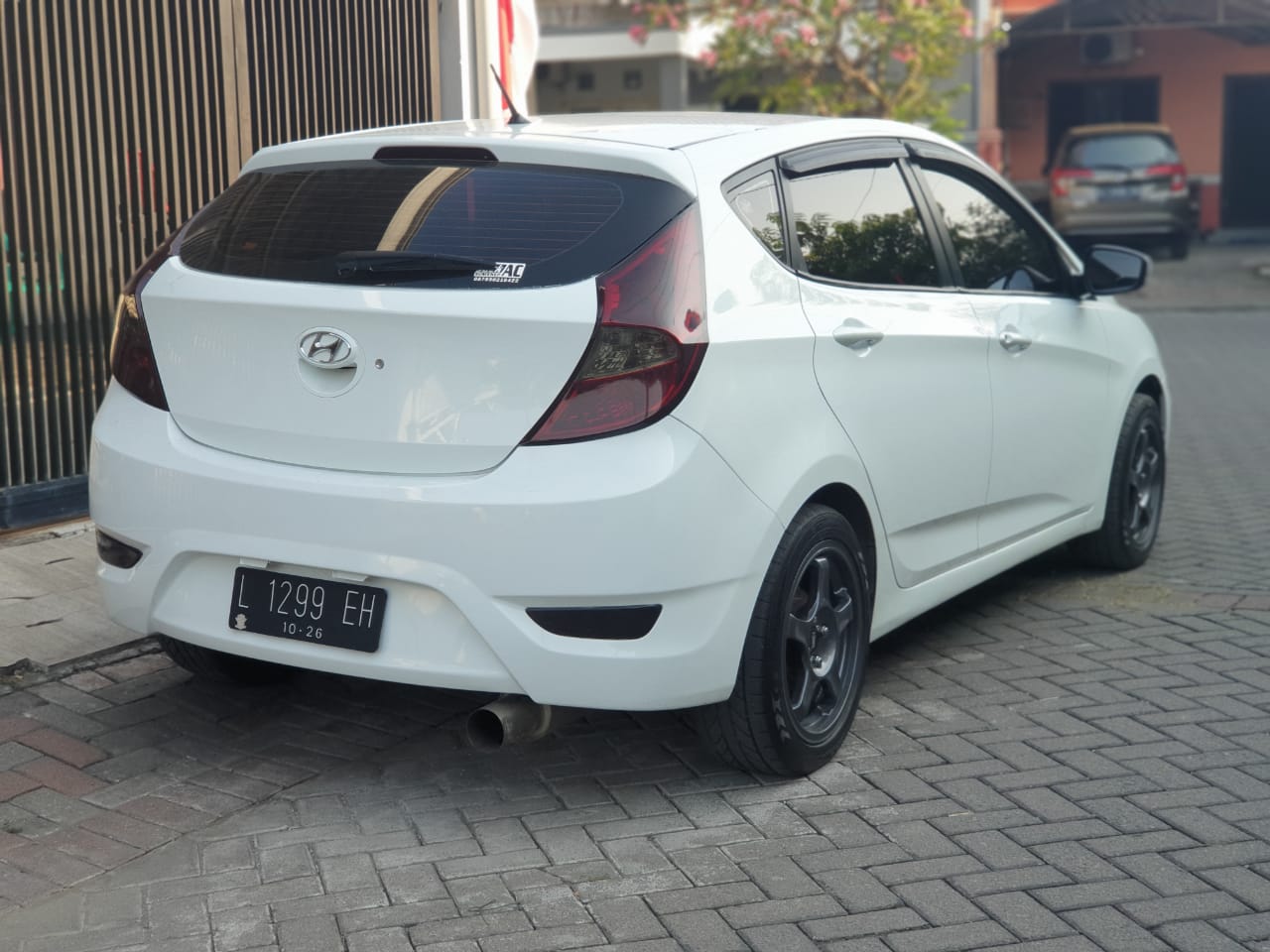 2011 Hyundai Avenga 2011 Hyundai Avenga