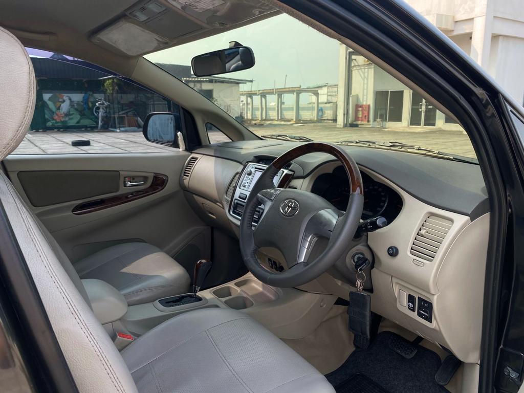 2012 Toyota Kijang Innova 2012 Toyota Kijang Innova