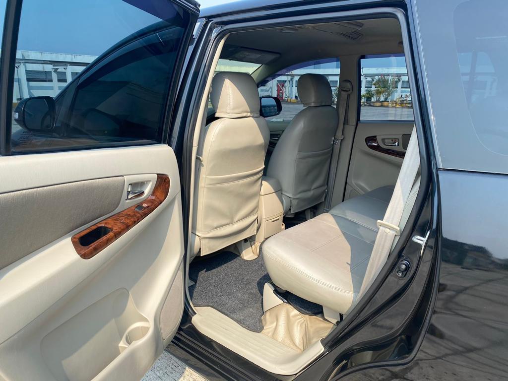 2012 Toyota Kijang Innova 2012 Toyota Kijang Innova