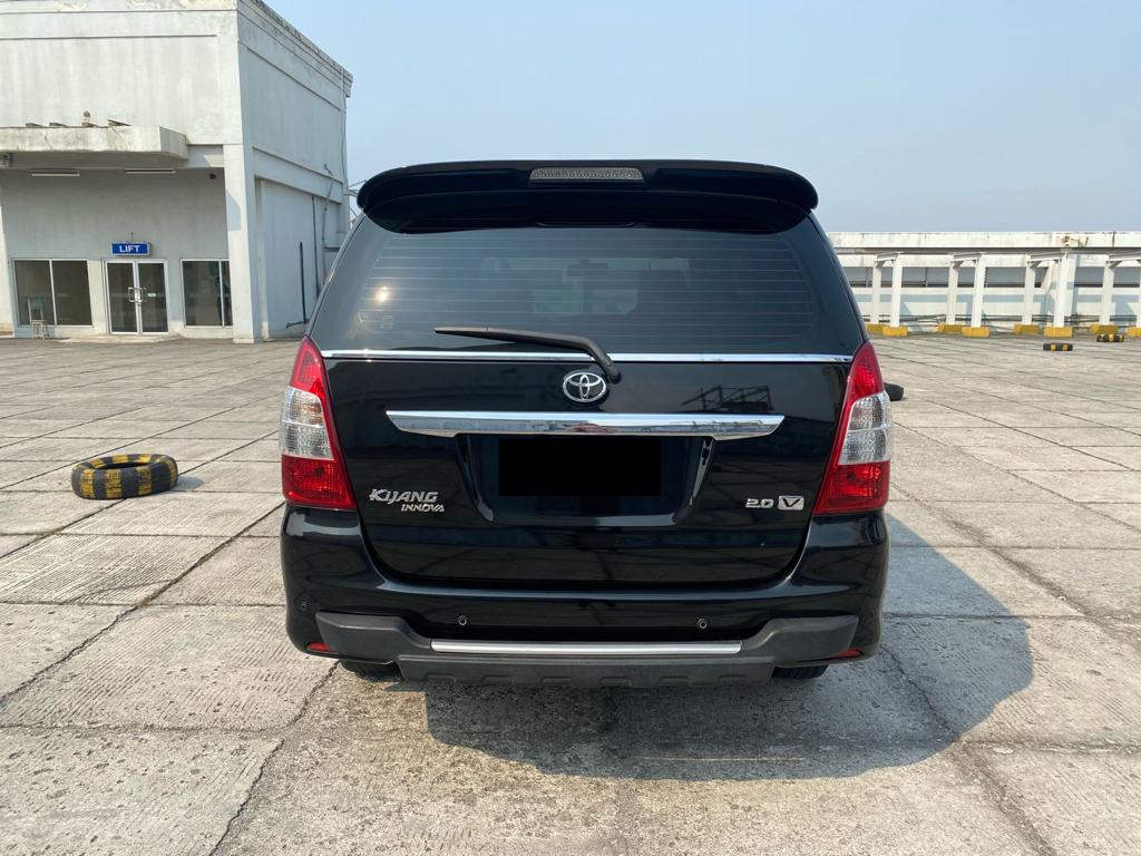 2012 Toyota Kijang Innova 2012 Toyota Kijang Innova