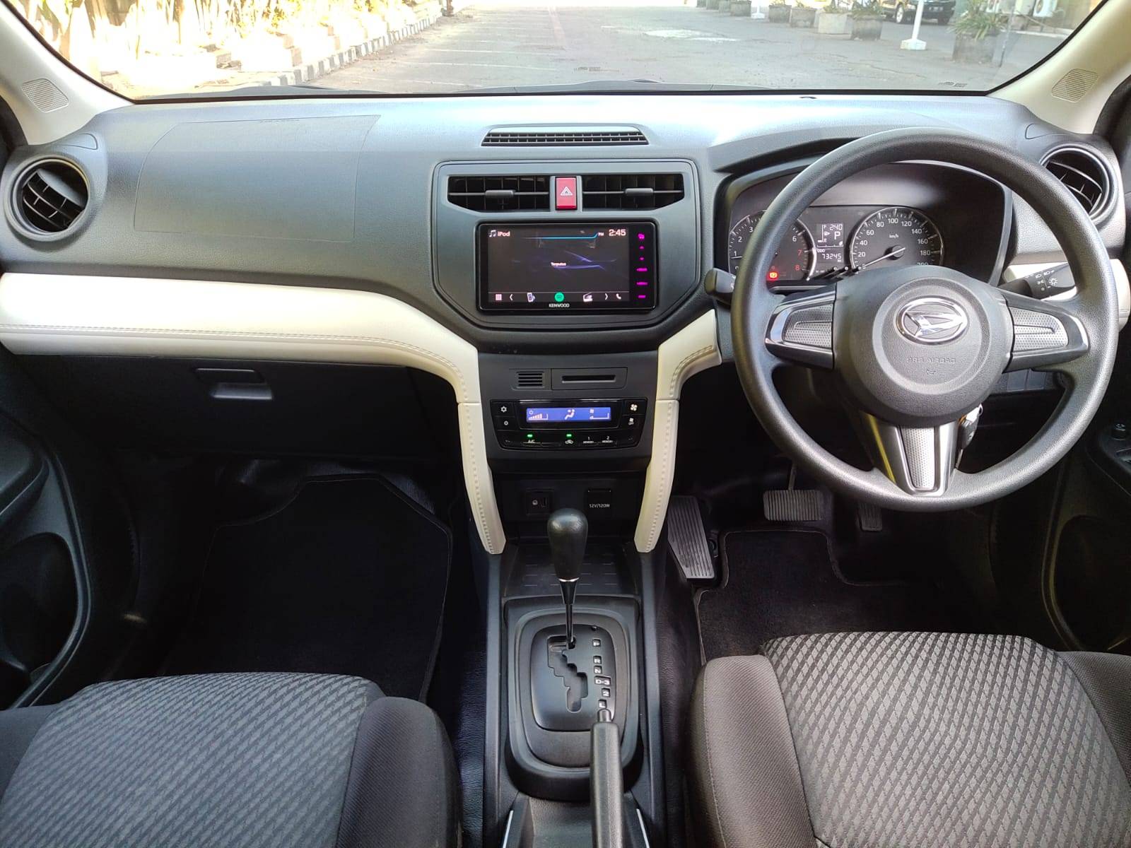 2018 Daihatsu Terios X A/T Deluxe X A/T Deluxe tua