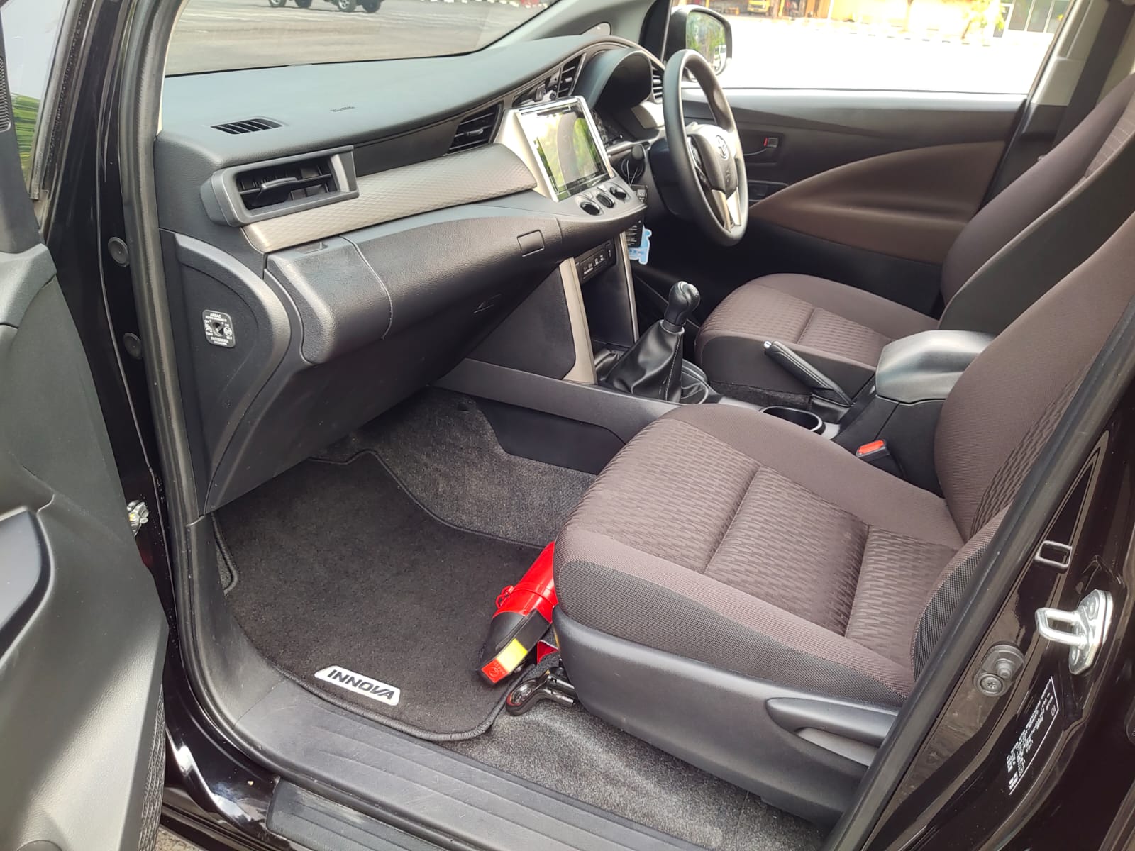 2018 Toyota Kijang Innova 2018 Toyota Kijang Innova