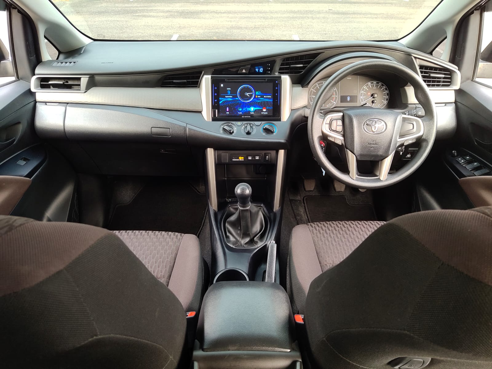 2018 Toyota Kijang Innova 2018 Toyota Kijang Innova