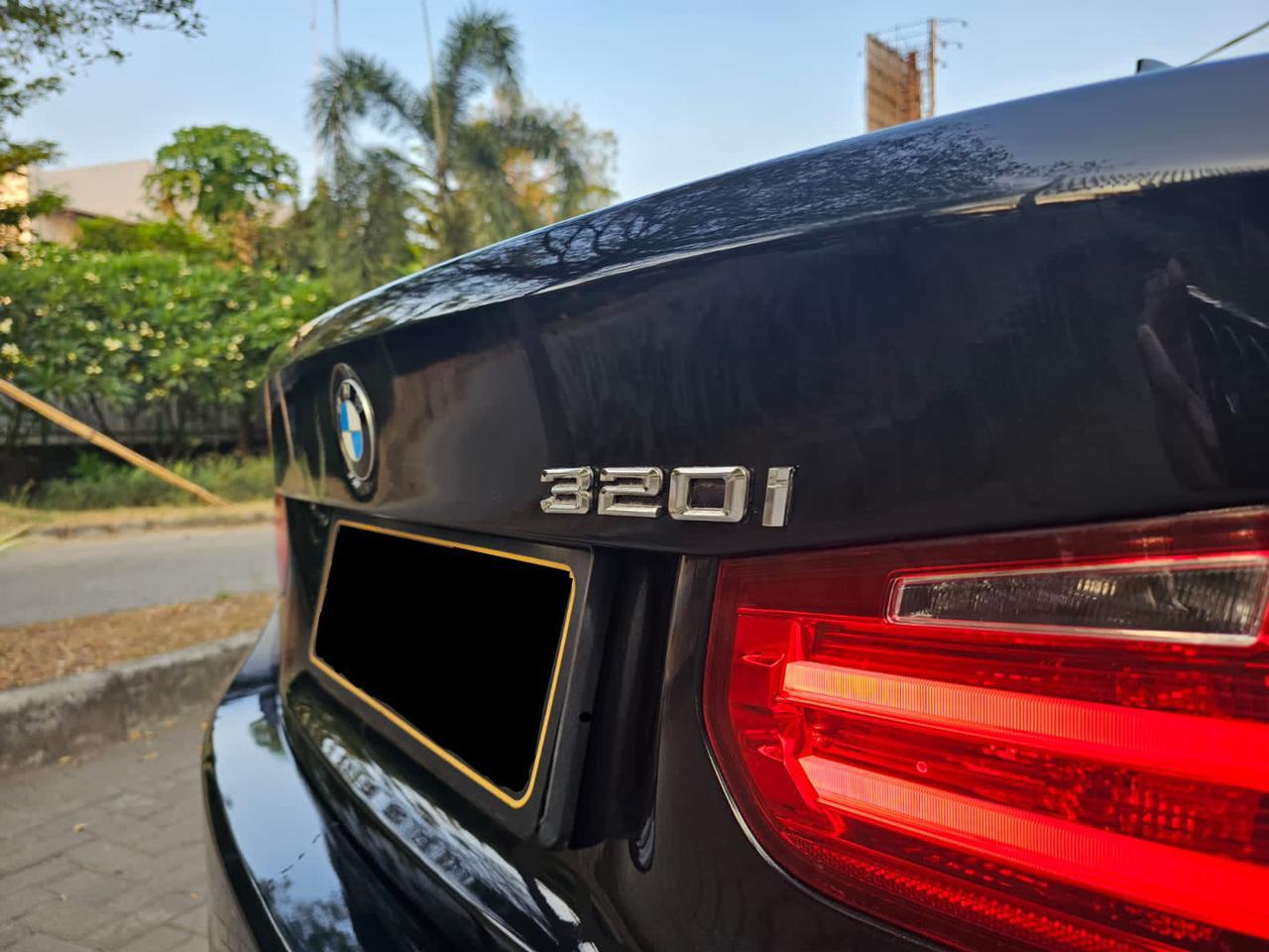 2014 BMW 3 Series Sedan  320i F30 LUXURY 2014 BMW 3 Series Sedan  320i F30 LUXURY