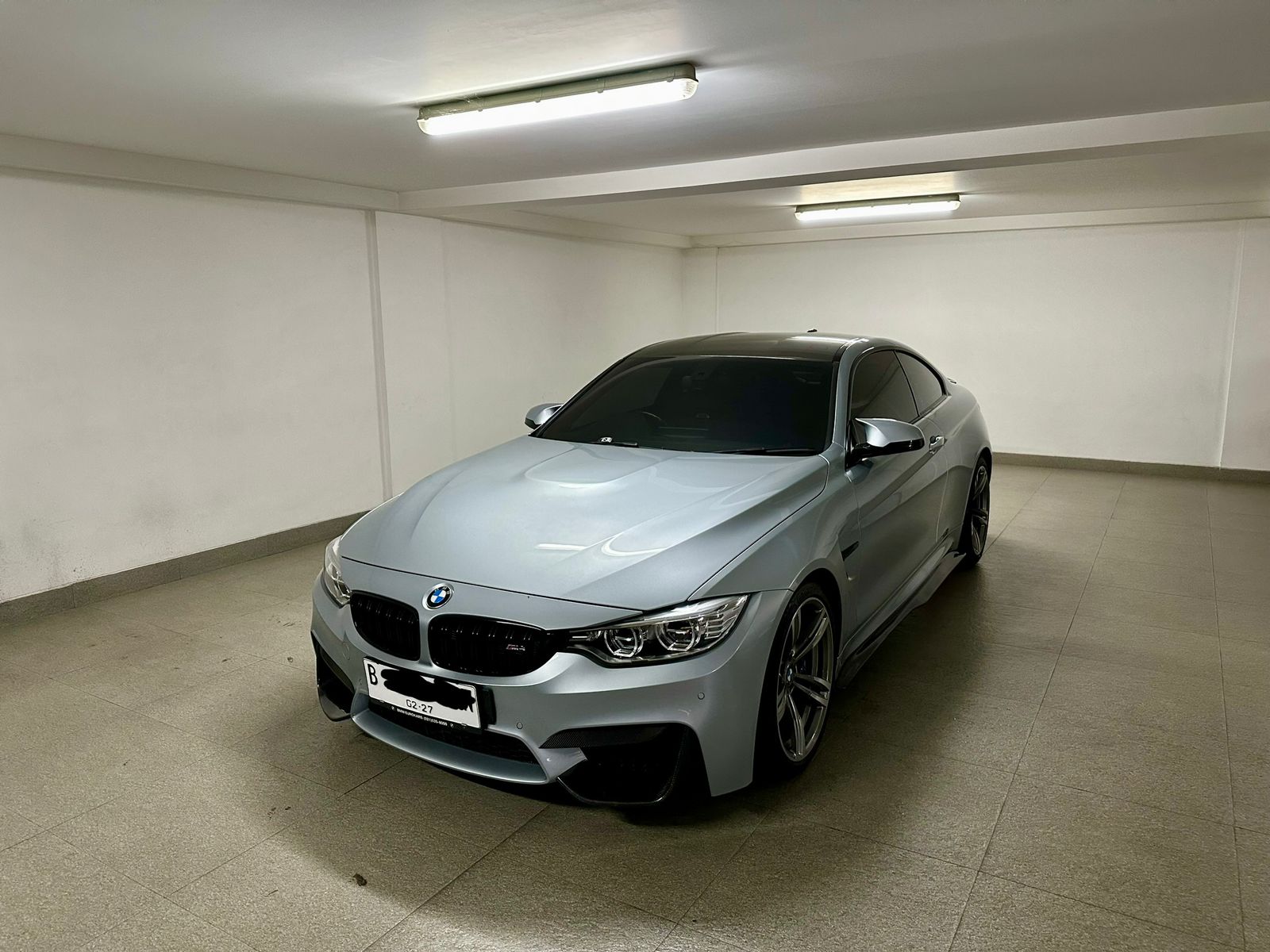 2015 BMW M4 Coupe  3.0 L AT 2015 BMW M4 Coupe  3.0 L AT