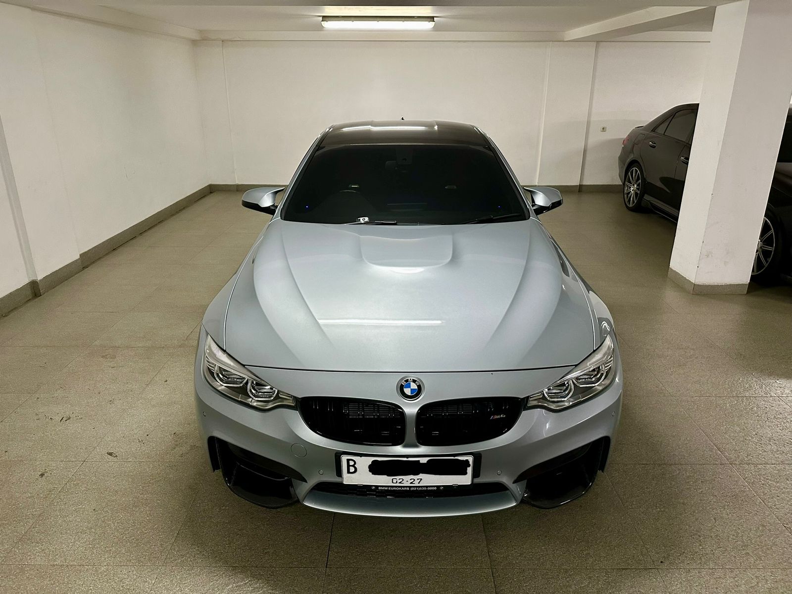 2015 BMW M4 Coupe  3.0 L AT 2015 BMW M4 Coupe  3.0 L AT