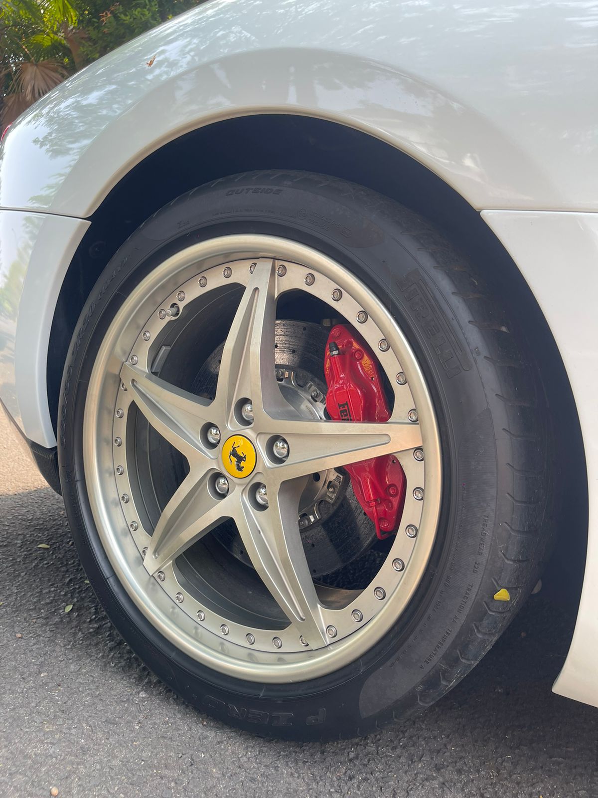 2010 Ferrari Portofino M 3.9L V8 2010 Ferrari Portofino M 3.9L V8