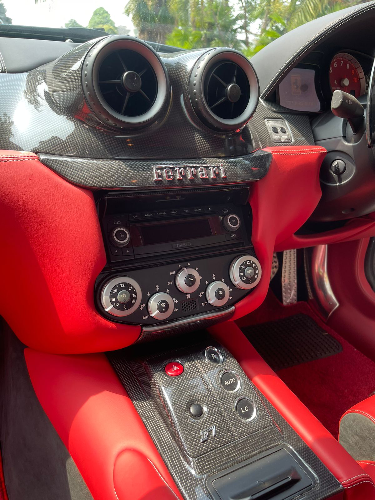 2010 Ferrari Portofino M 3.9L V8 2010 Ferrari Portofino M 3.9L V8