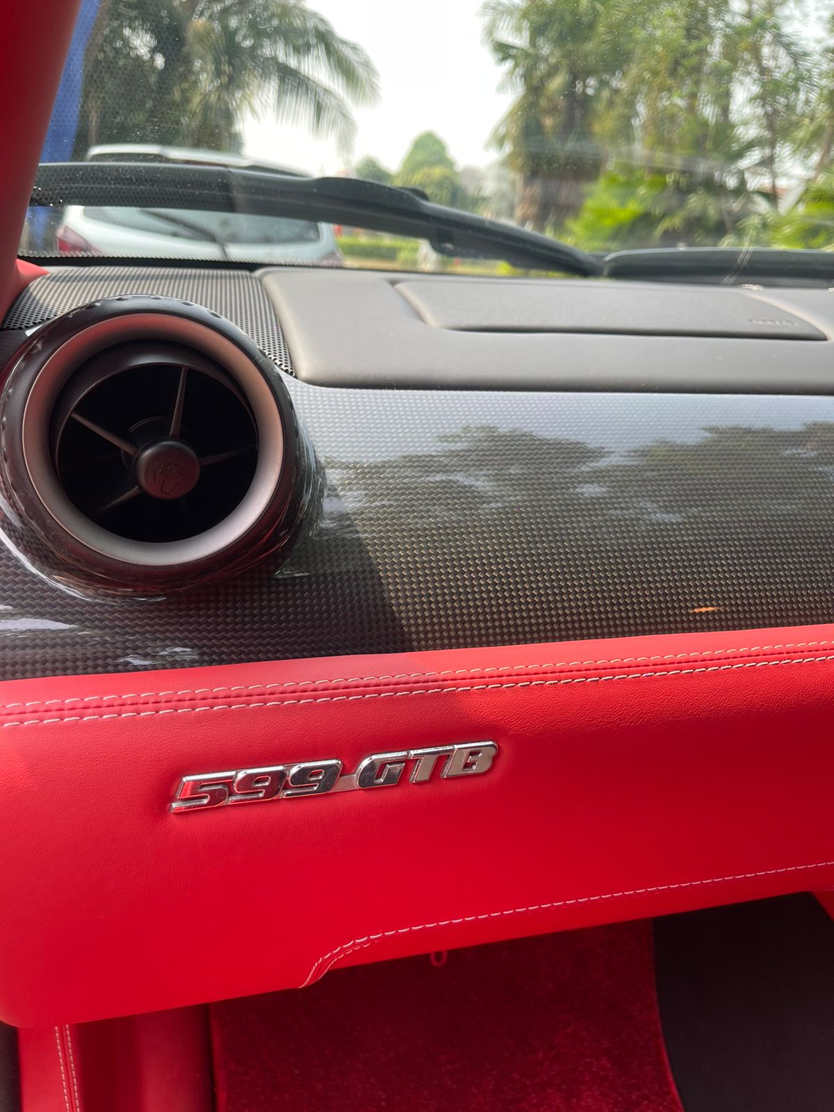 2010 Ferrari Portofino M 3.9L V8 2010 Ferrari Portofino M 3.9L V8