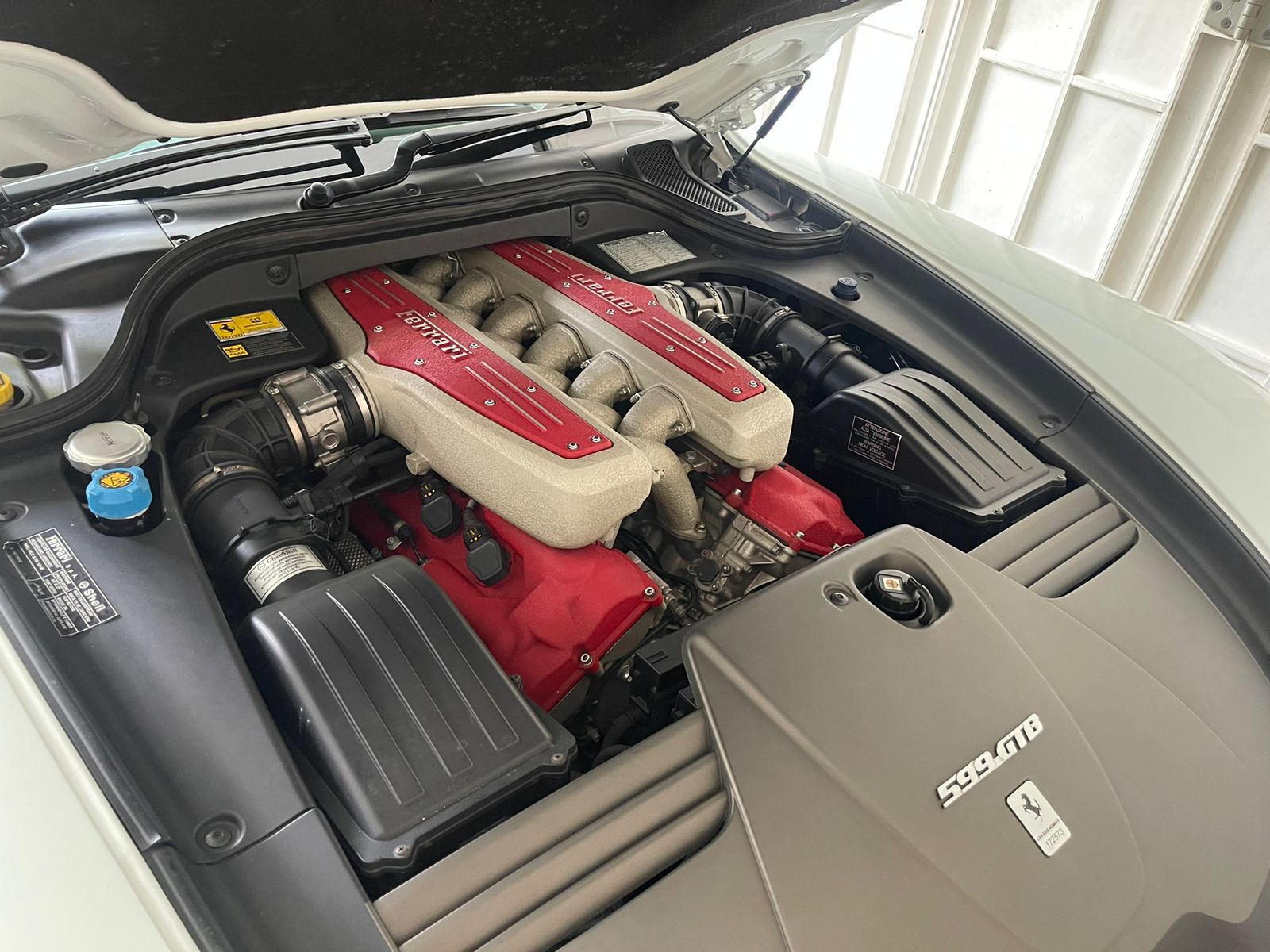 2010 Ferrari Portofino M 3.9L V8 2010 Ferrari Portofino M 3.9L V8