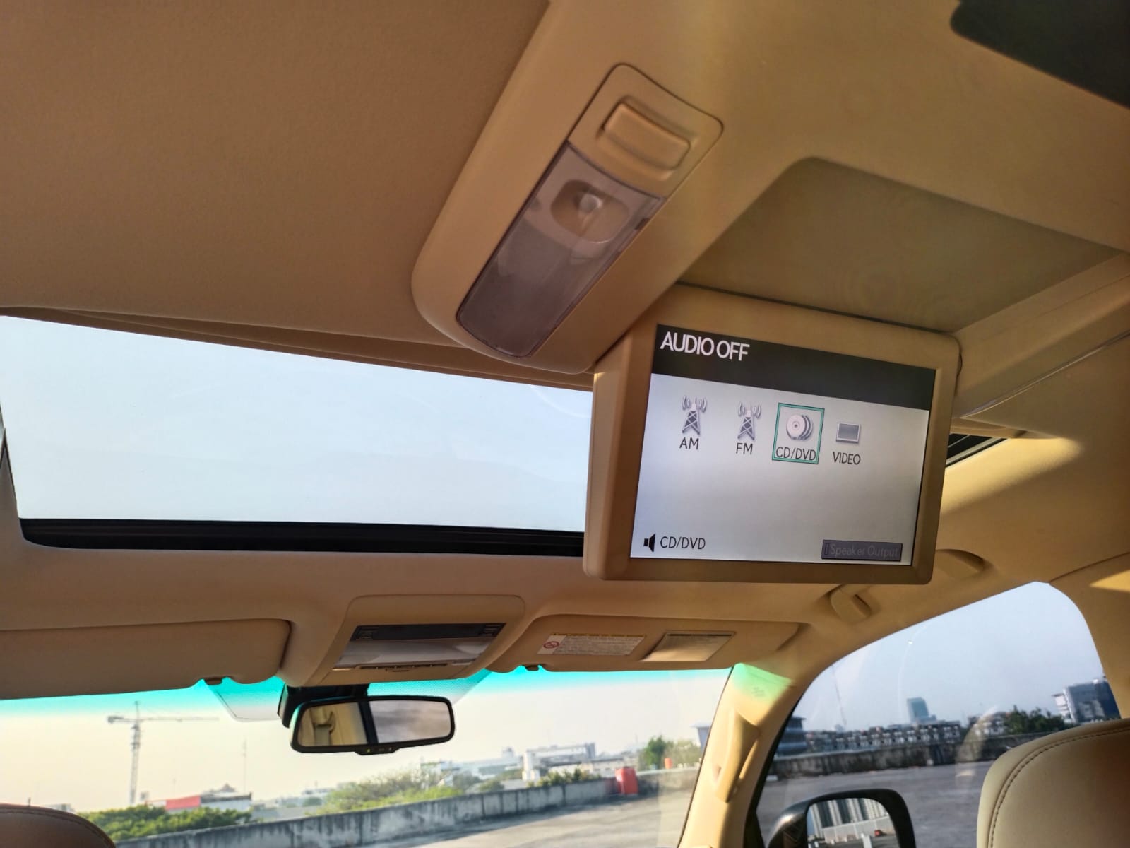 2011 Lexus LX 570 5.7 AT 2011 Lexus LX 570 5.7 AT