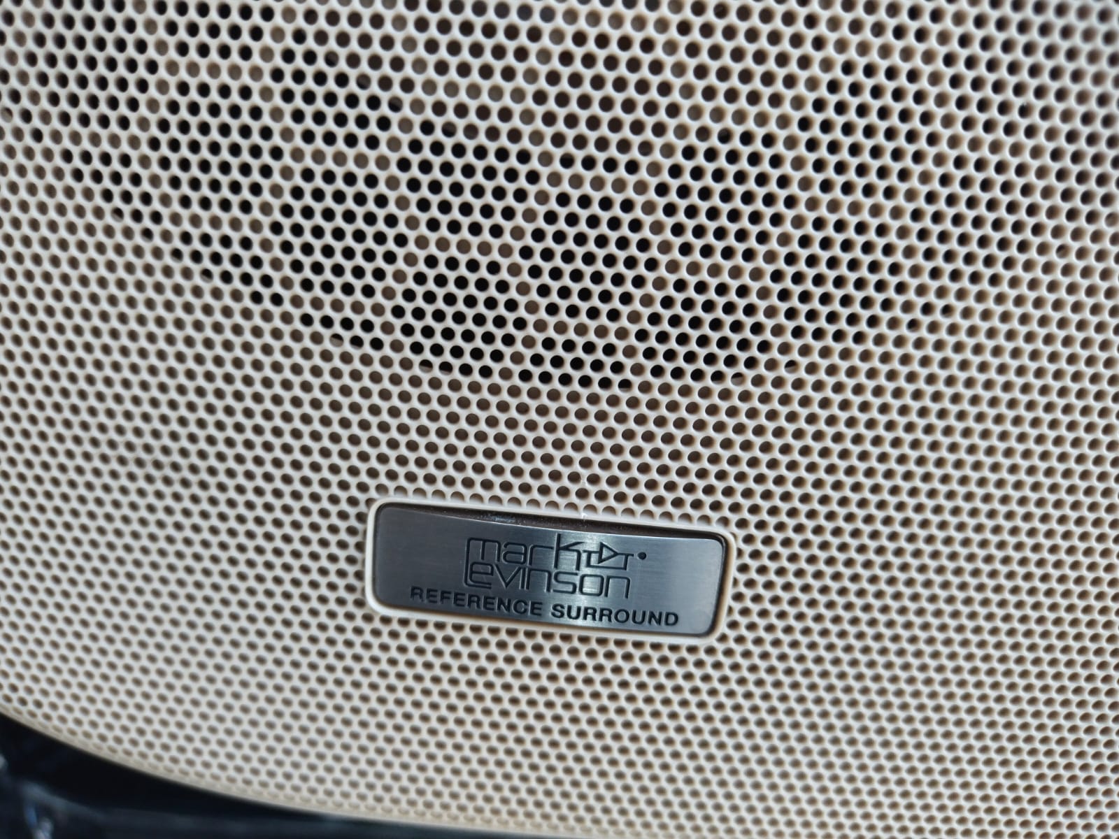 2011 Lexus LX 570 5.7 AT 2011 Lexus LX 570 5.7 AT