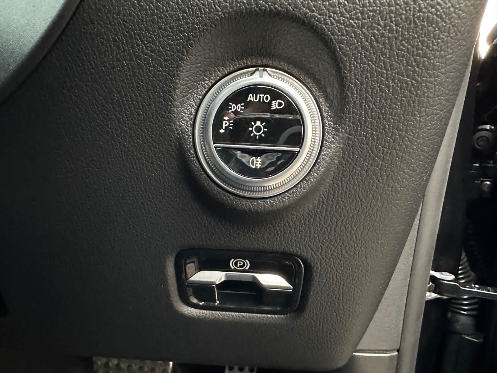 2022 Mercedes Benz C-Class Sedan C 300 AMG Line 2022 Mercedes Benz C-Class Sedan C 300 AMG Line