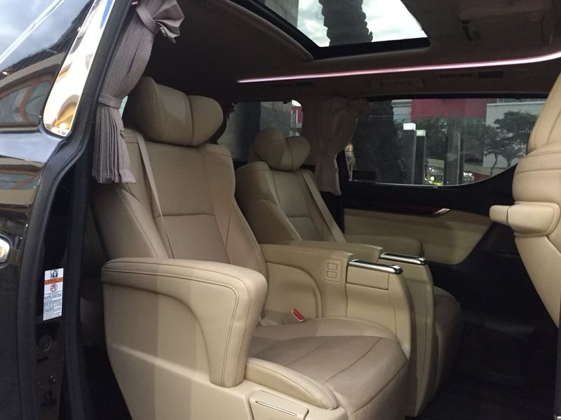 2017 Toyota Alphard  2.5 G 2017 Toyota Alphard  2.5 G