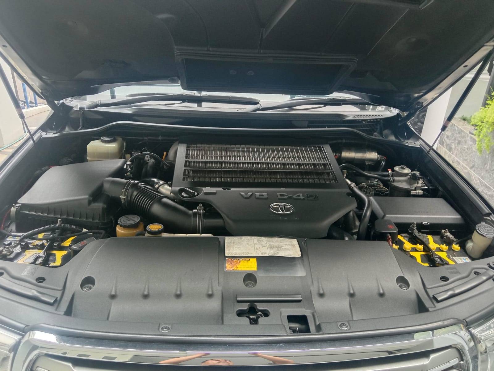 2012 Toyota Land Cruiser  2012 Toyota Land Cruiser