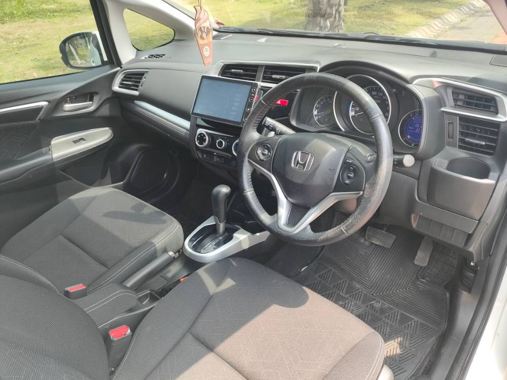 2017 Honda Jazz  GK5 1.5 RS CVT GK5 1.5 RS CVT (CKD) tua