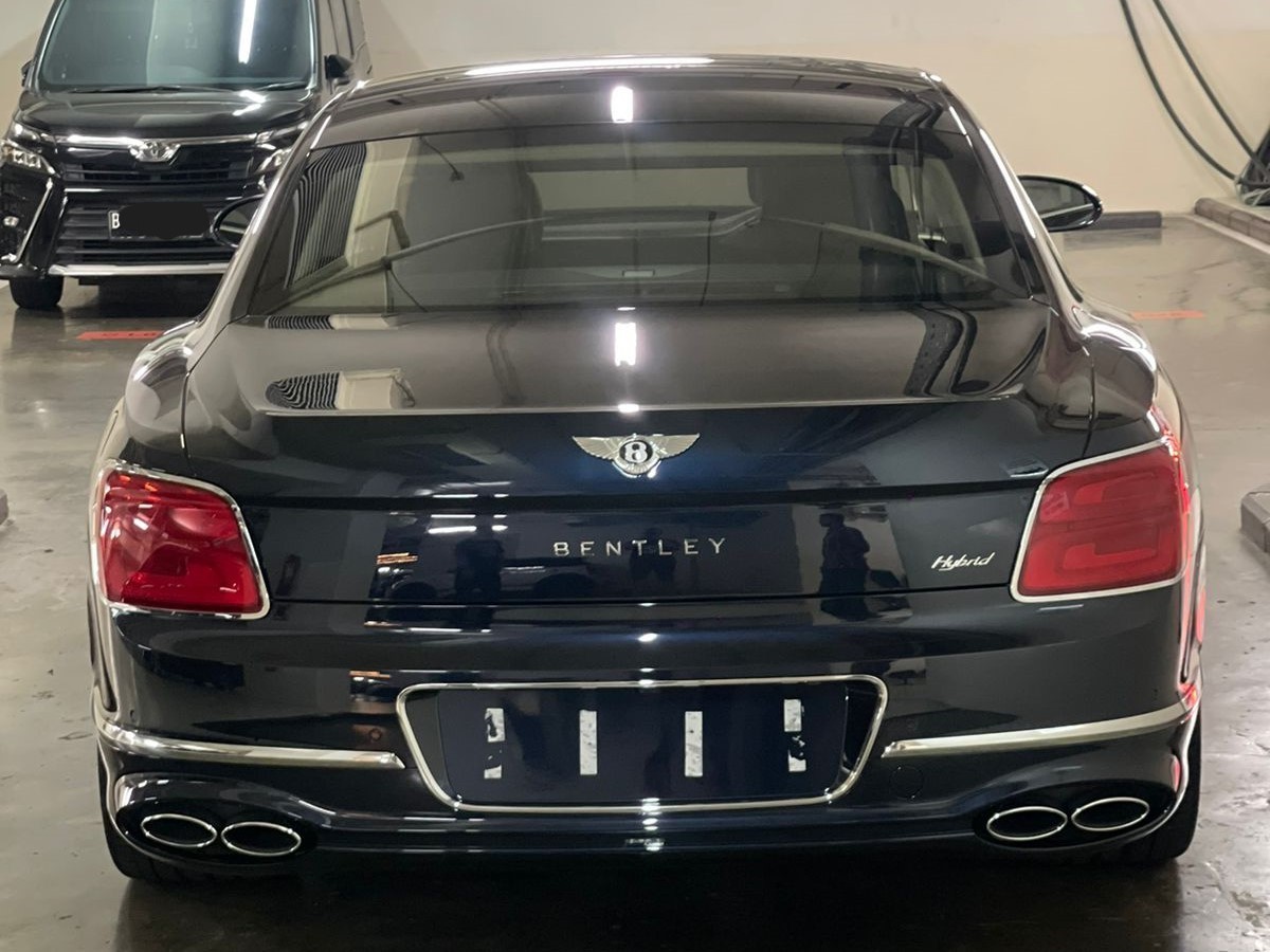 2023 Bentley Flying Spur 6.0 L W12 2023 Bentley Flying Spur 6.0 L W12
