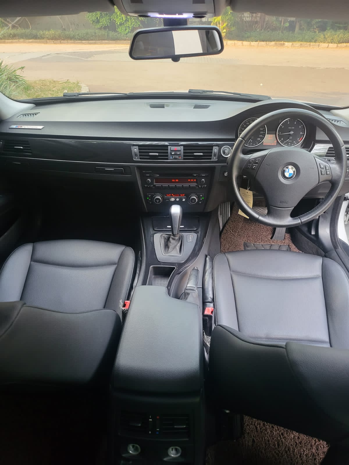 Dijual 2010 BMW 3 Series Sedan 320i Dynamic 320i Dynamic Bekas