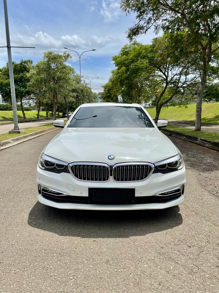 2018 BMW 5 Series Sedan  530i Luxury 2018 BMW 5 Series Sedan  530i Luxury