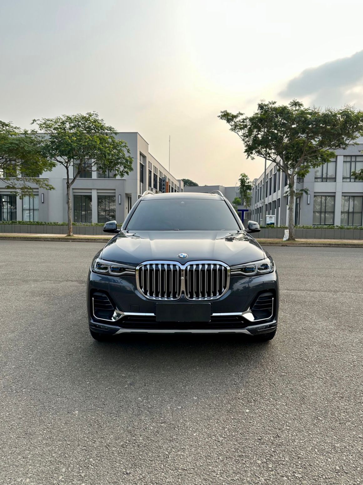 2020 BMW X7 xDrive40i Opulence 2020 BMW X7 xDrive40i Opulence