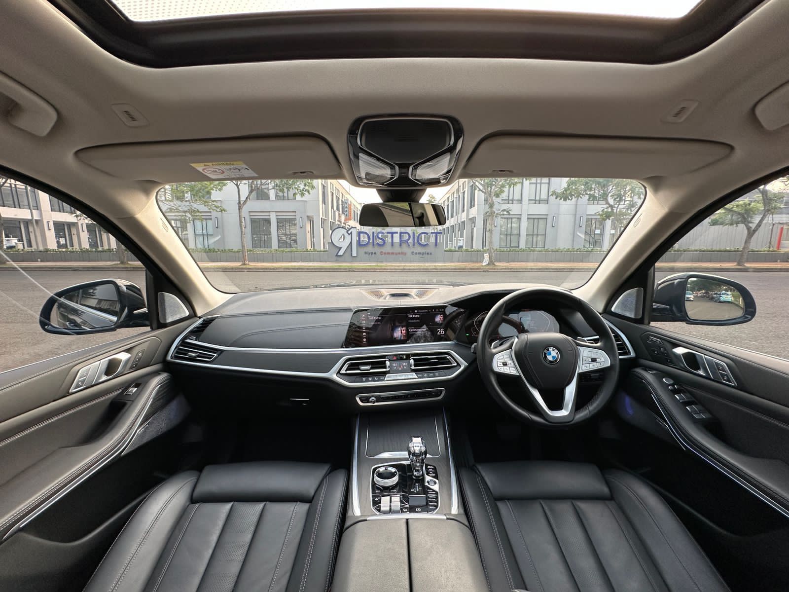 2020 BMW X7 xDrive40i Opulence 2020 BMW X7 xDrive40i Opulence