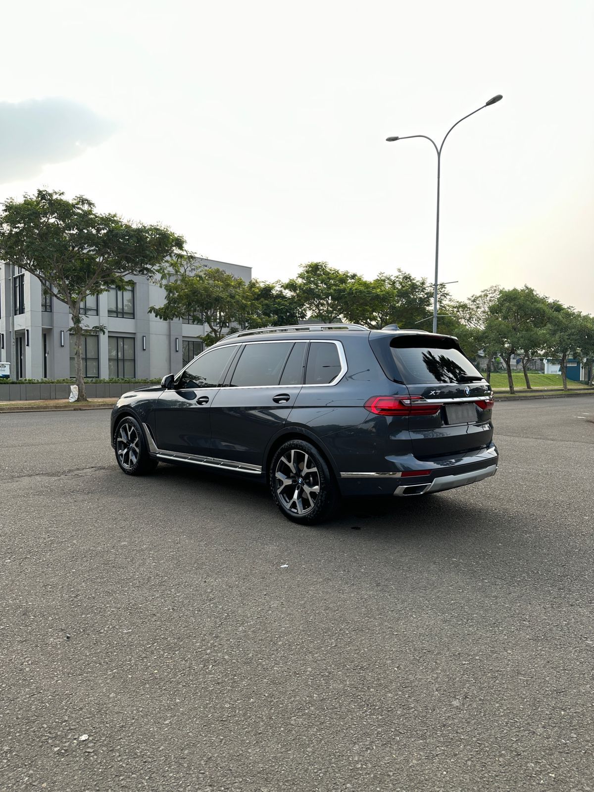 2020 BMW X7 xDrive40i Opulence 2020 BMW X7 xDrive40i Opulence