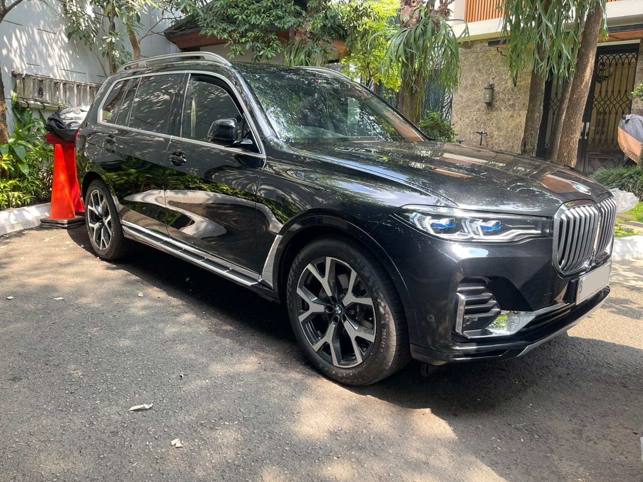 2022 BMW X7 xDrive40i Opulence 2022 BMW X7 xDrive40i Opulence