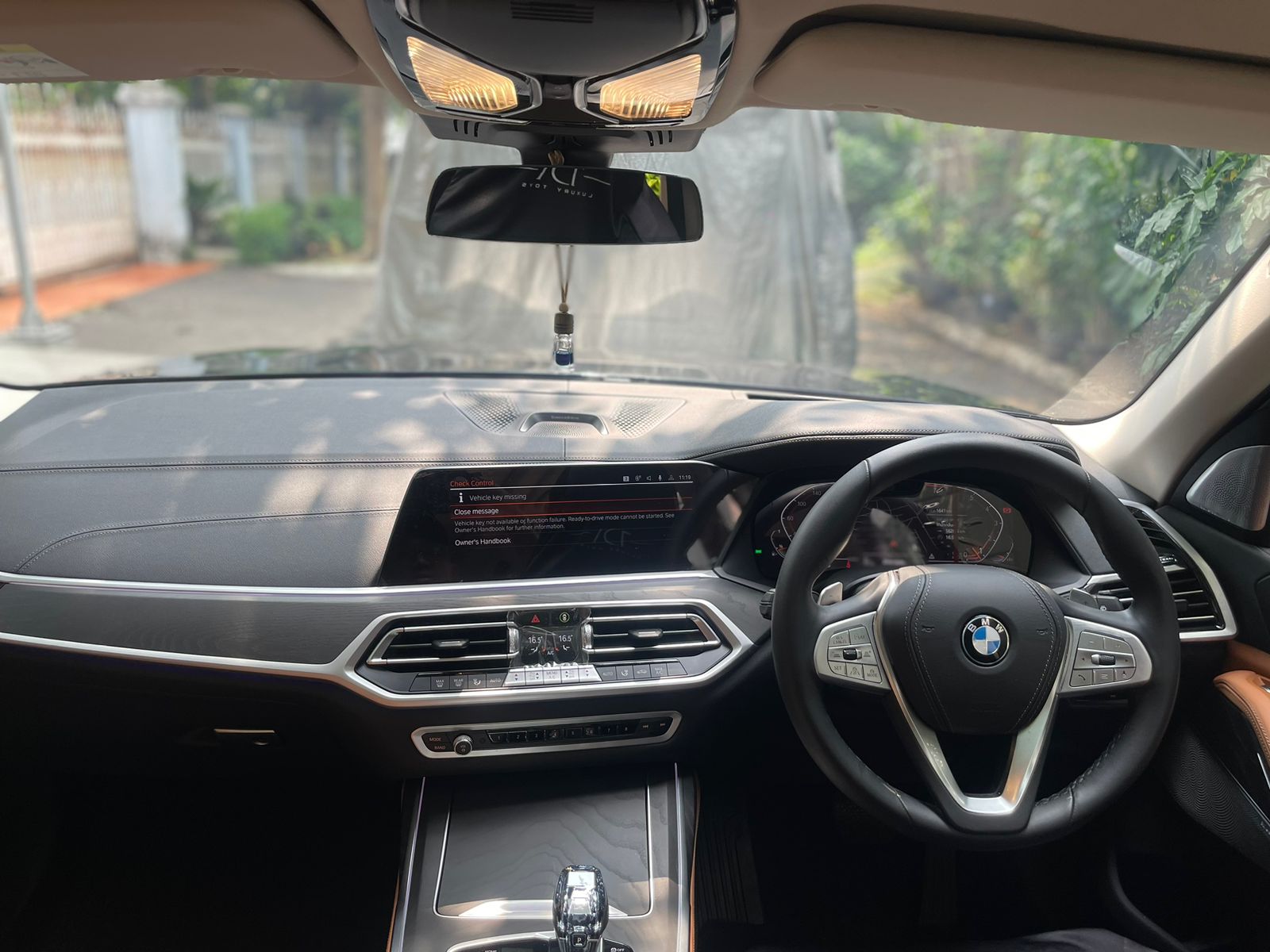 2022 BMW X7 xDrive40i Opulence 2022 BMW X7 xDrive40i Opulence