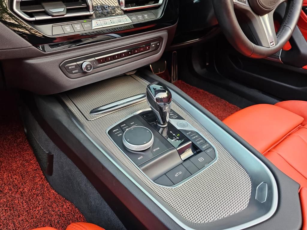 2020 BMW Z4 sDrive30i M Sport 2020 BMW Z4 sDrive30i M Sport