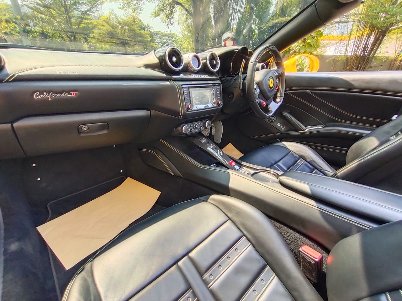 2015 Ferrari California T 4.3 AT 2015 Ferrari California T 4.3 AT