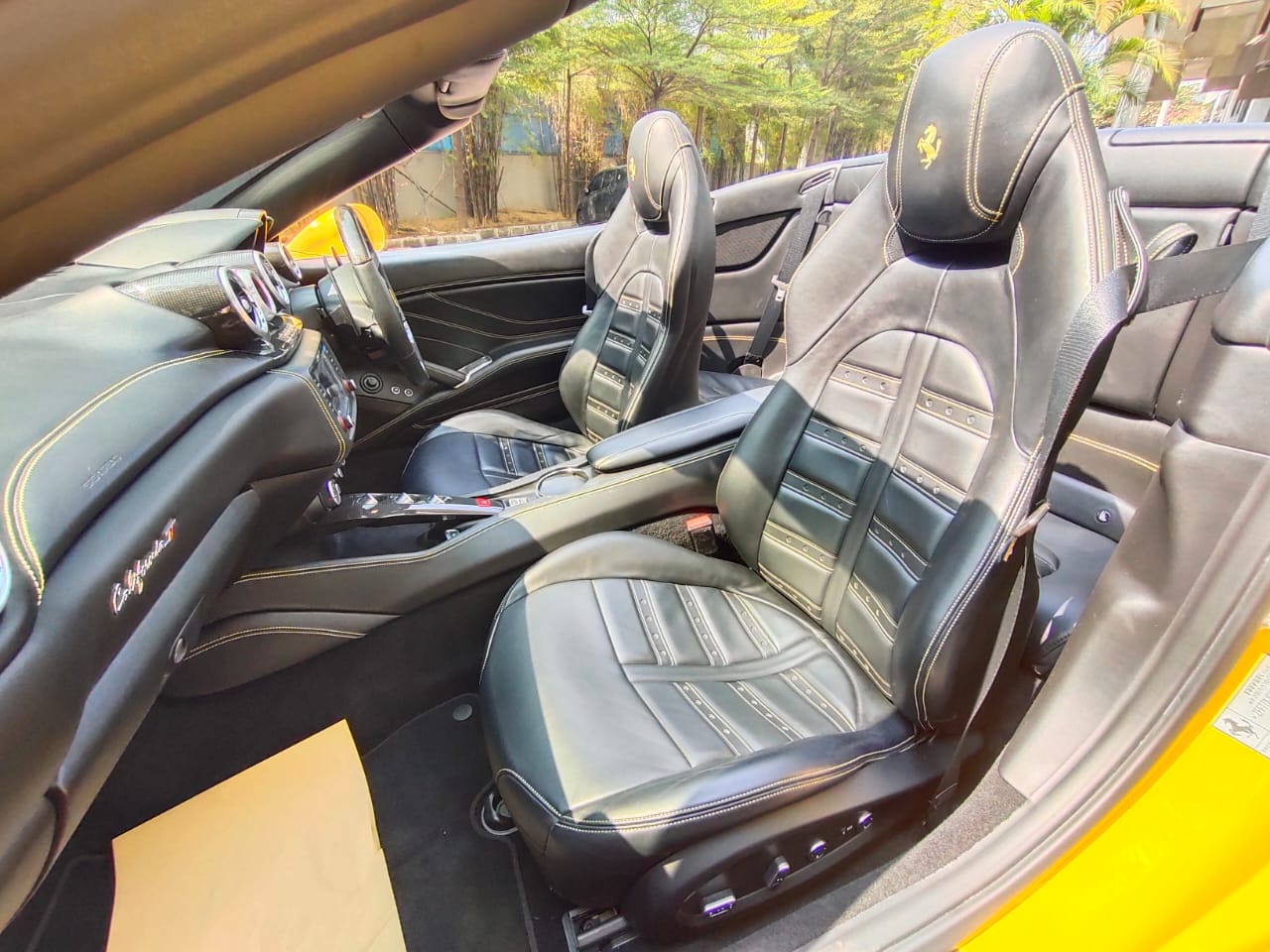 2015 Ferrari California T 4.3 AT 2015 Ferrari California T 4.3 AT