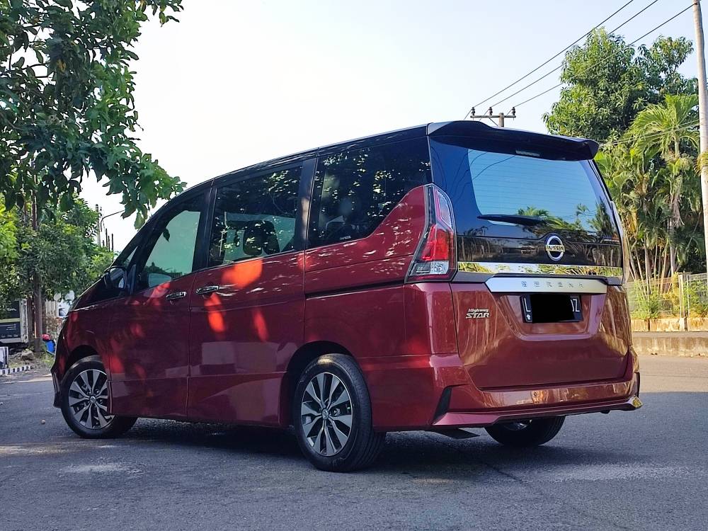 Old 2019 Nissan Serena Highway Star Highway Star