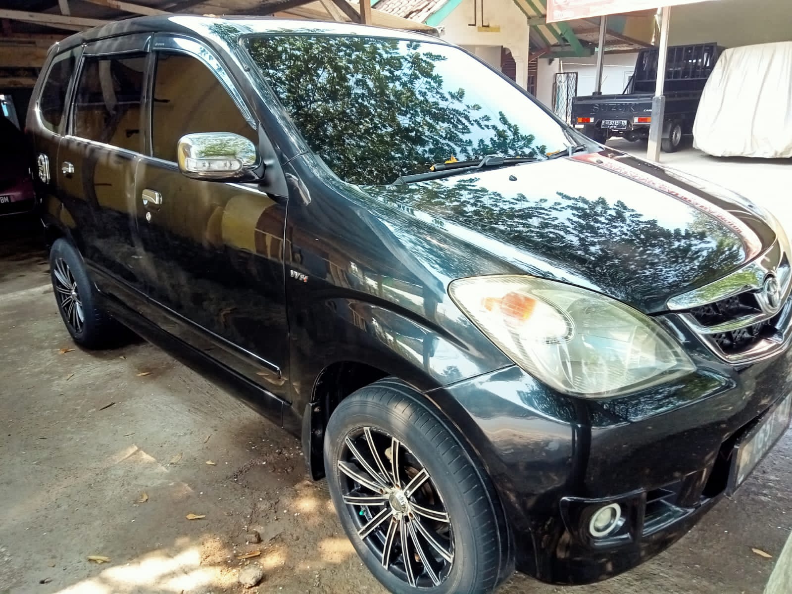 Second Hand 2011 Toyota Avanza Second Hand 2011 Toyota Avanza