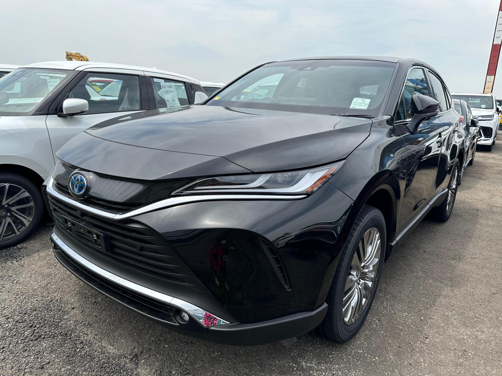Second Hand 2023 Toyota Harrier Second Hand 2023 Toyota Harrier