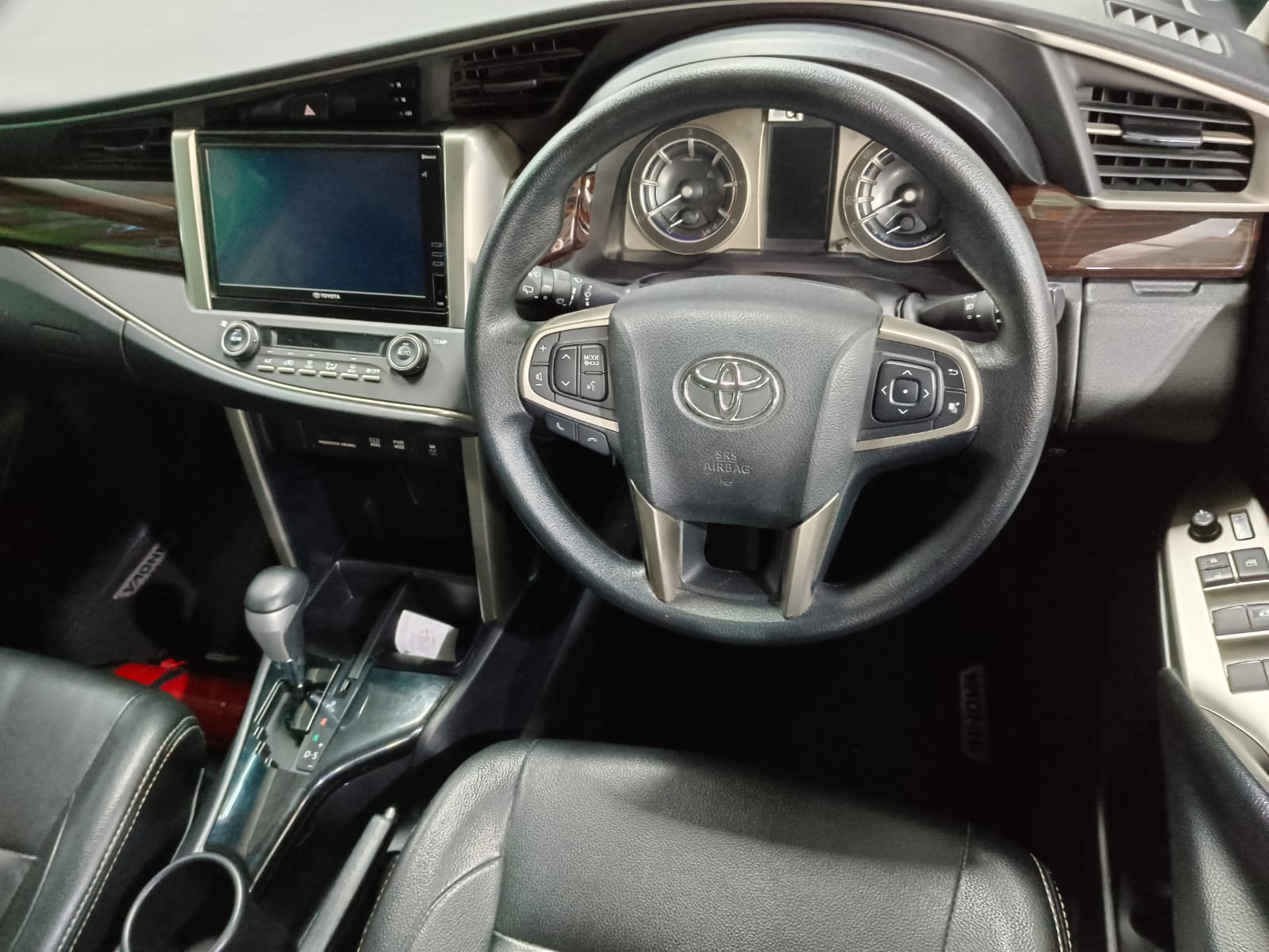 Dijual 2021 Toyota Innova 2.4L V Diesel AT 2.4L V Diesel AT Bekas