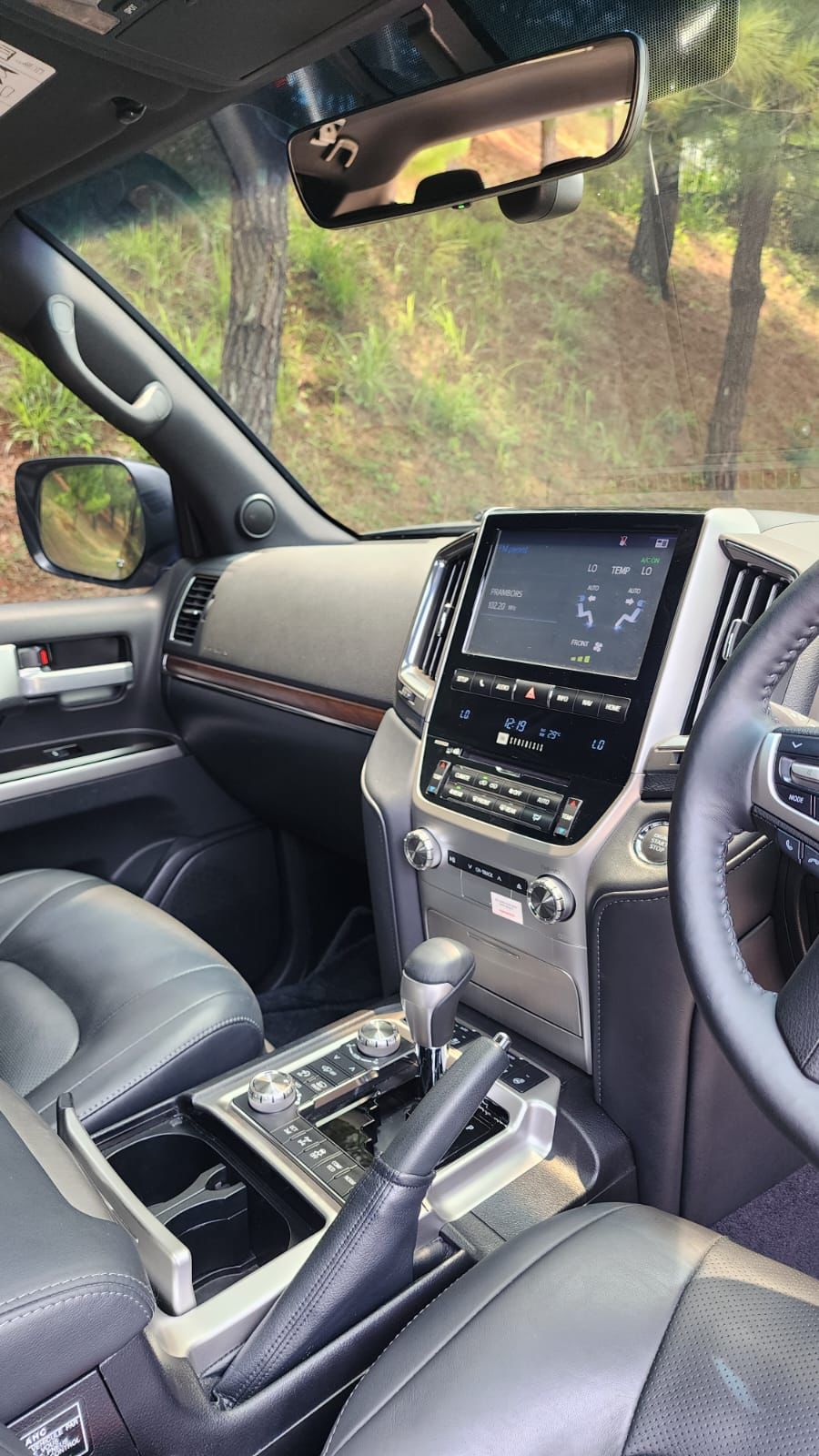 2017 Toyota Land Cruiser 2017 Toyota Land Cruiser