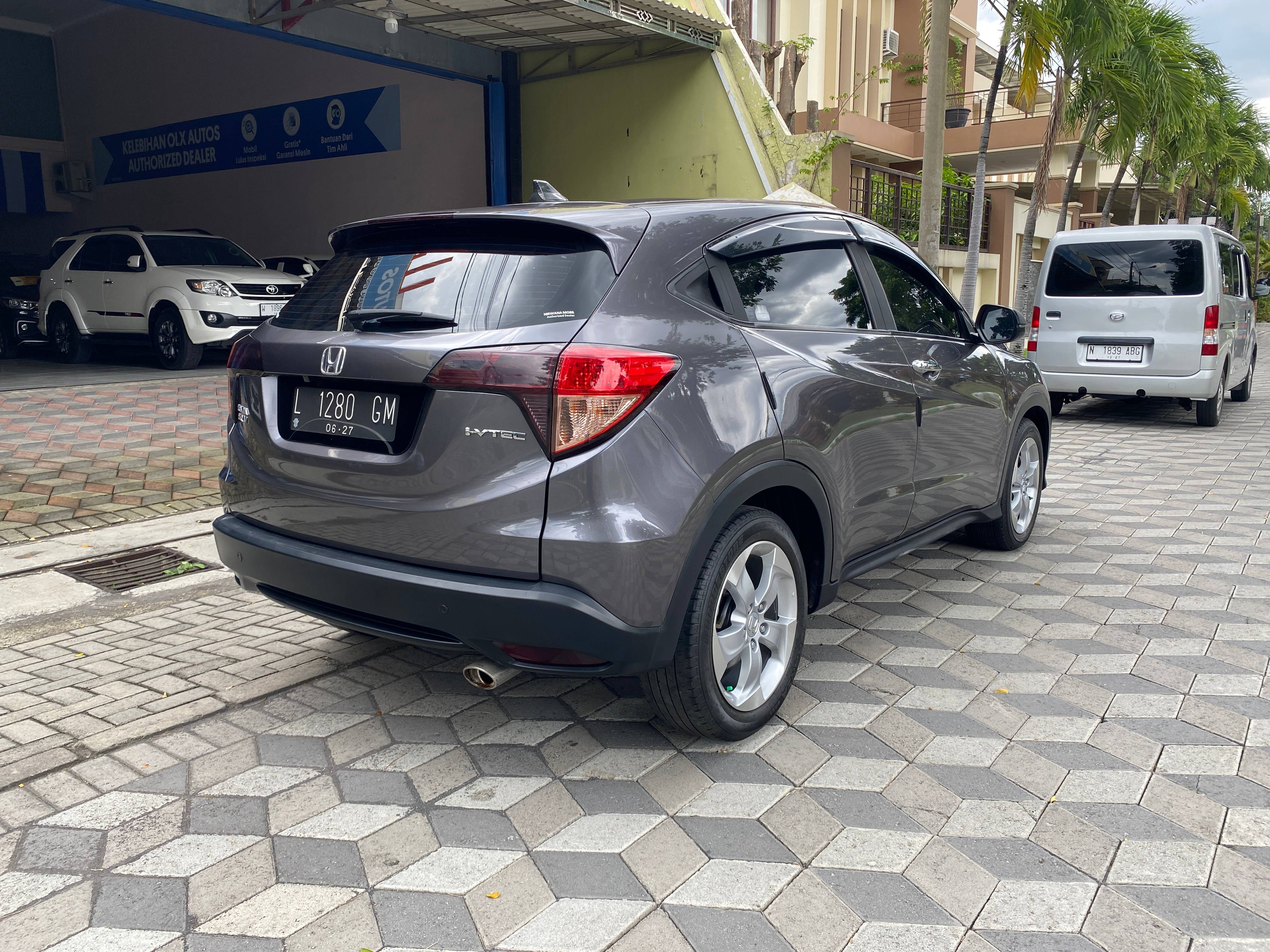 2015 Honda HRV  1.5 E AT 1.5 E AT tua