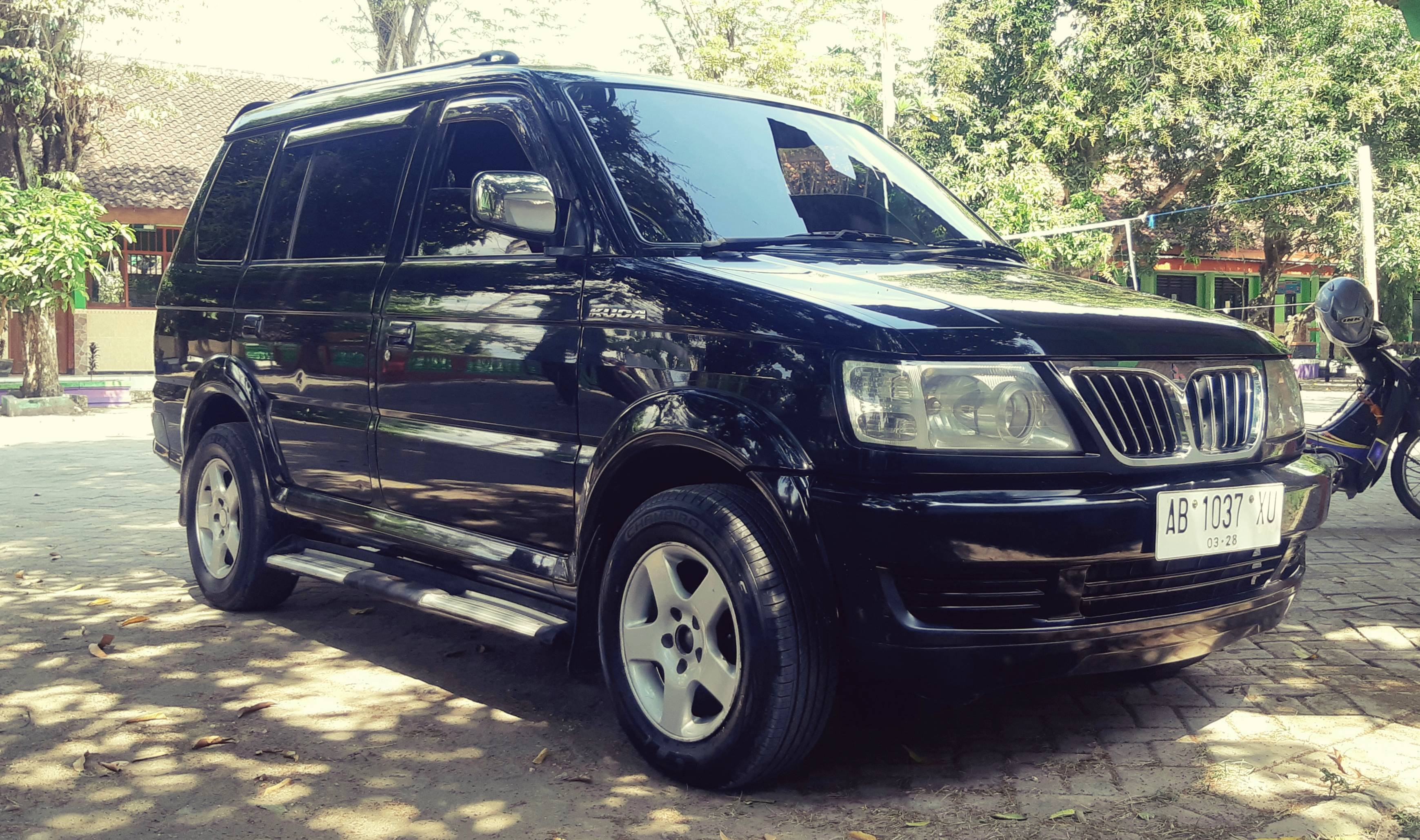 2002 Mitsubishi Kuda 2002 Mitsubishi Kuda