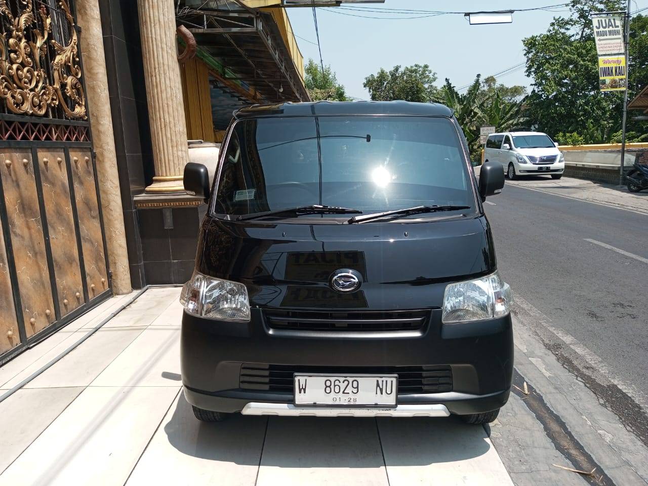 Beli mobil bekas