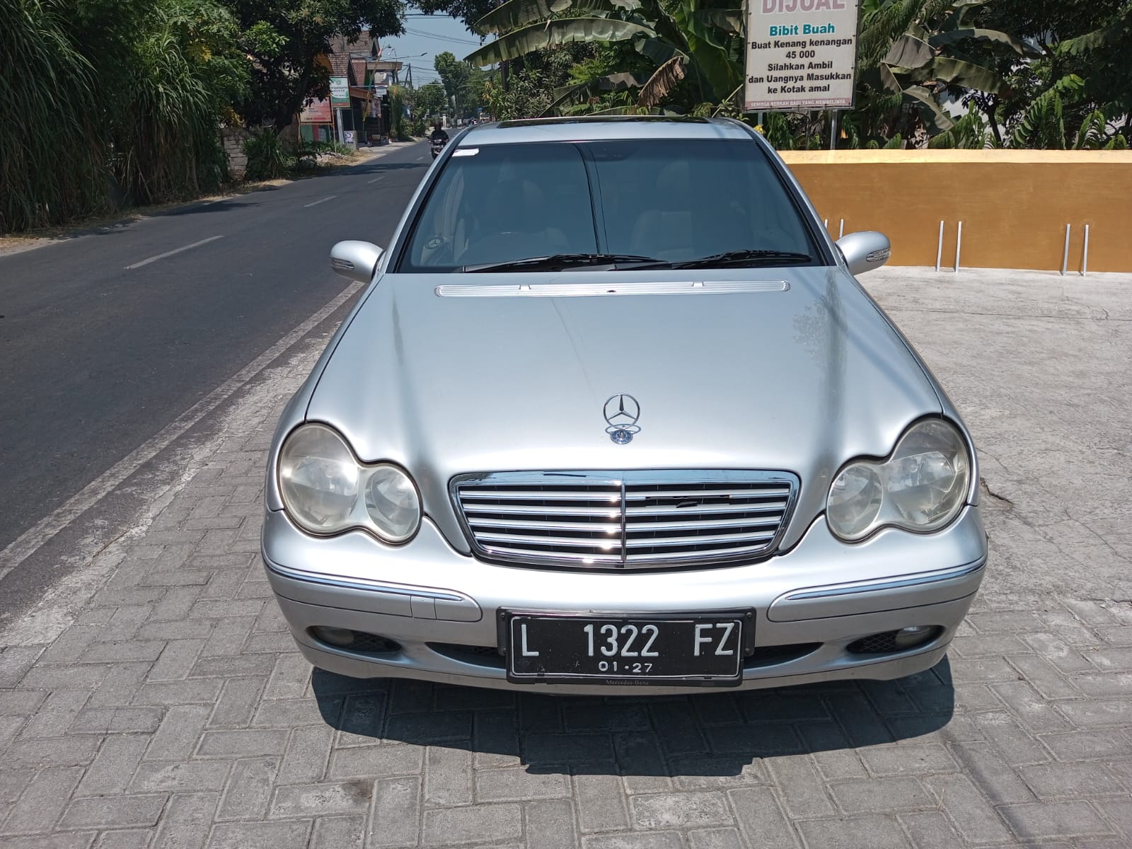 2002 Mercedes Benz C-Class Sedan 2002 Mercedes Benz C-Class Sedan