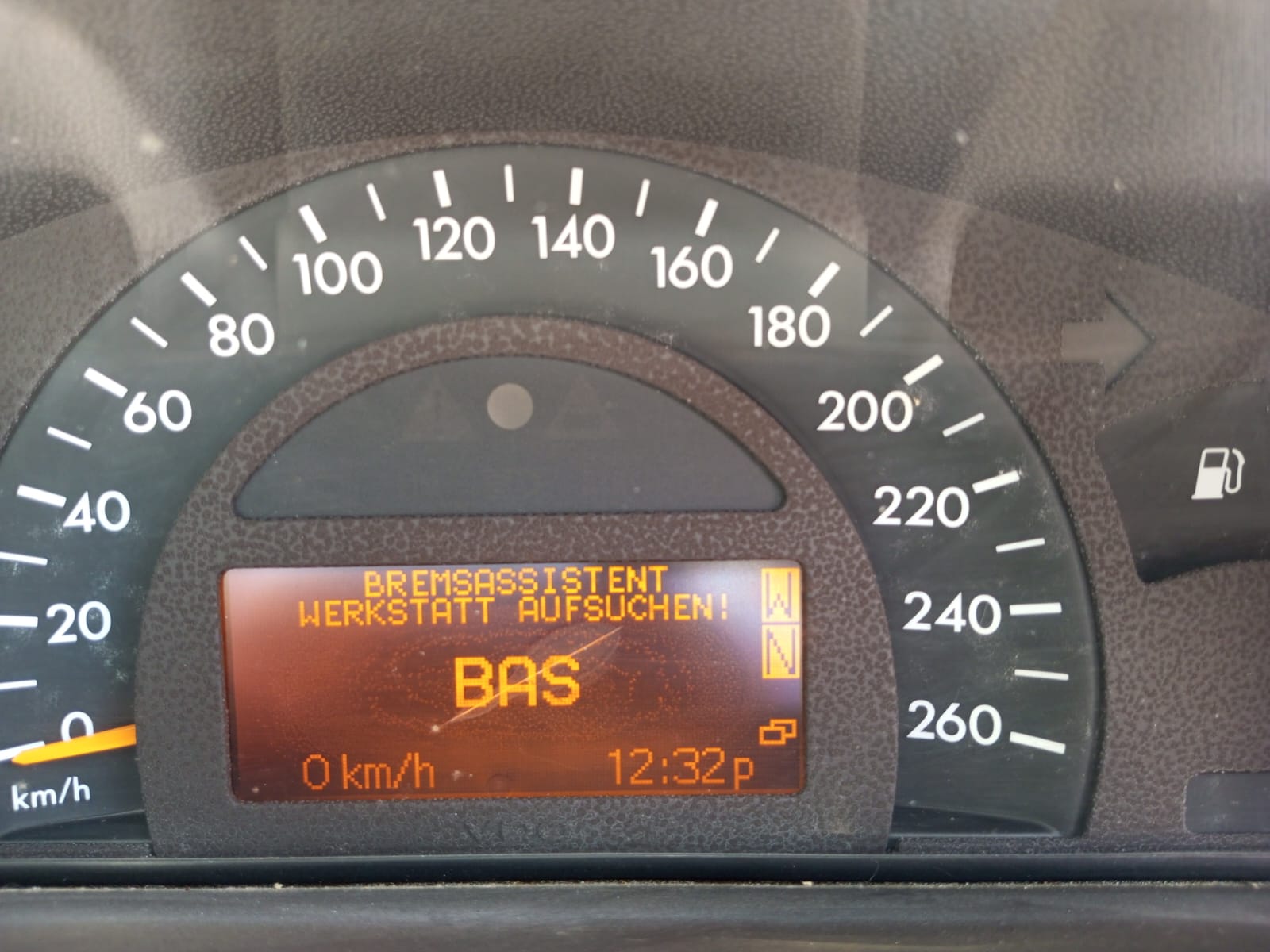 2002 Mercedes Benz C-Class Sedan 2002 Mercedes Benz C-Class Sedan