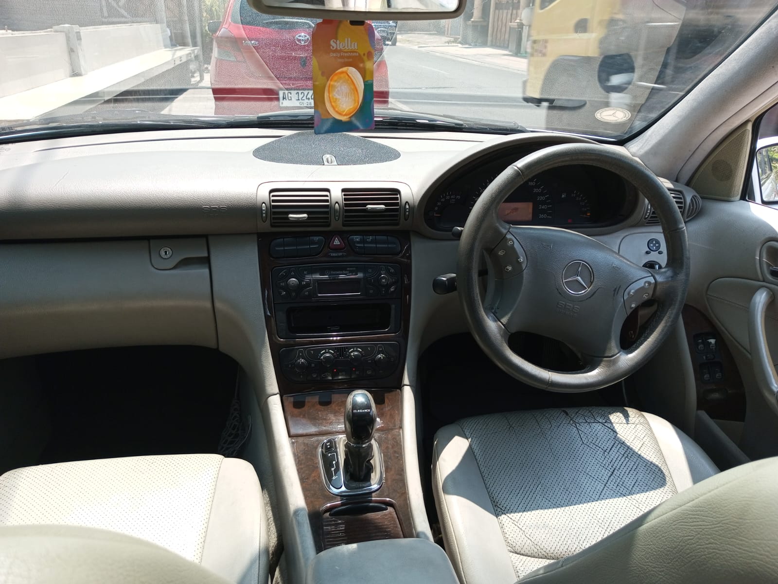 2002 Mercedes Benz C-Class Sedan 2002 Mercedes Benz C-Class Sedan