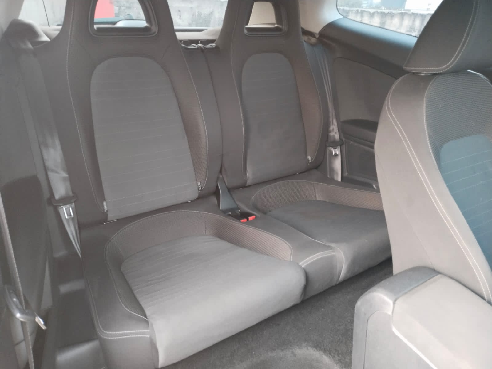 2013 Volkswagen Scirocco 2013 Volkswagen Scirocco