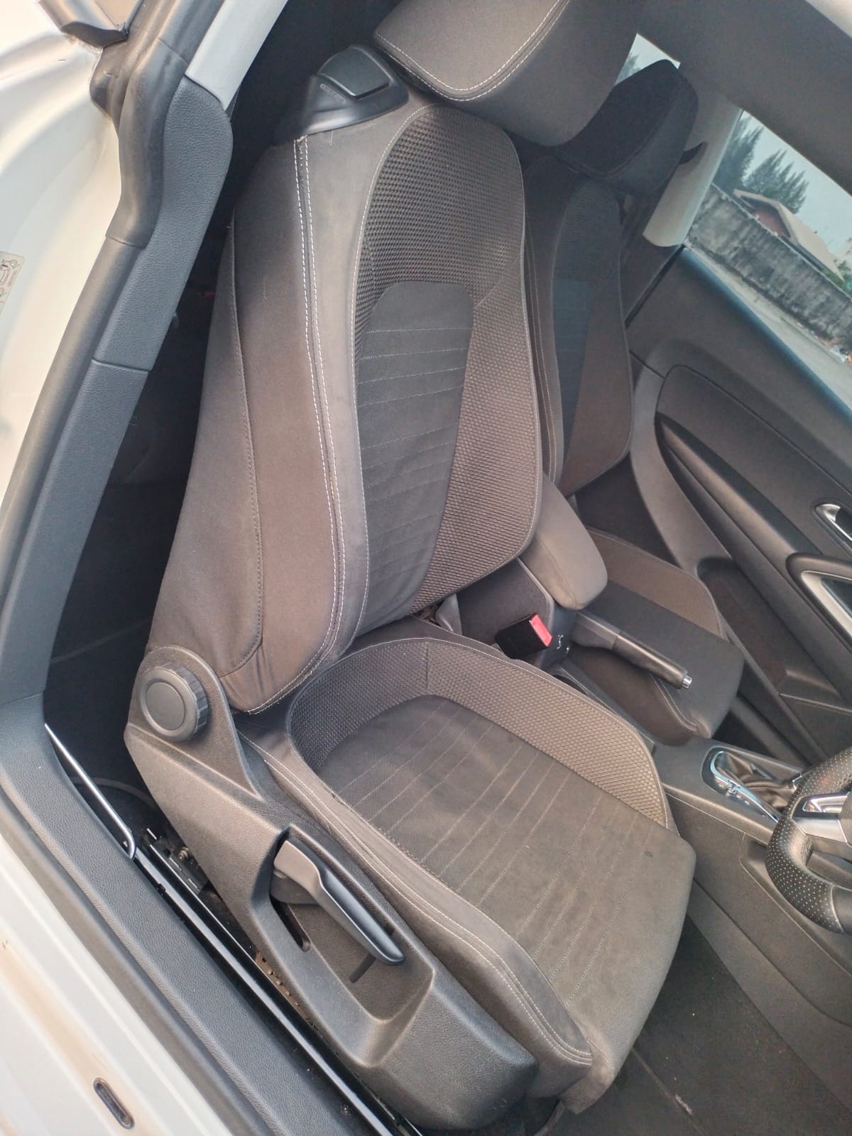 2013 Volkswagen Scirocco 2013 Volkswagen Scirocco