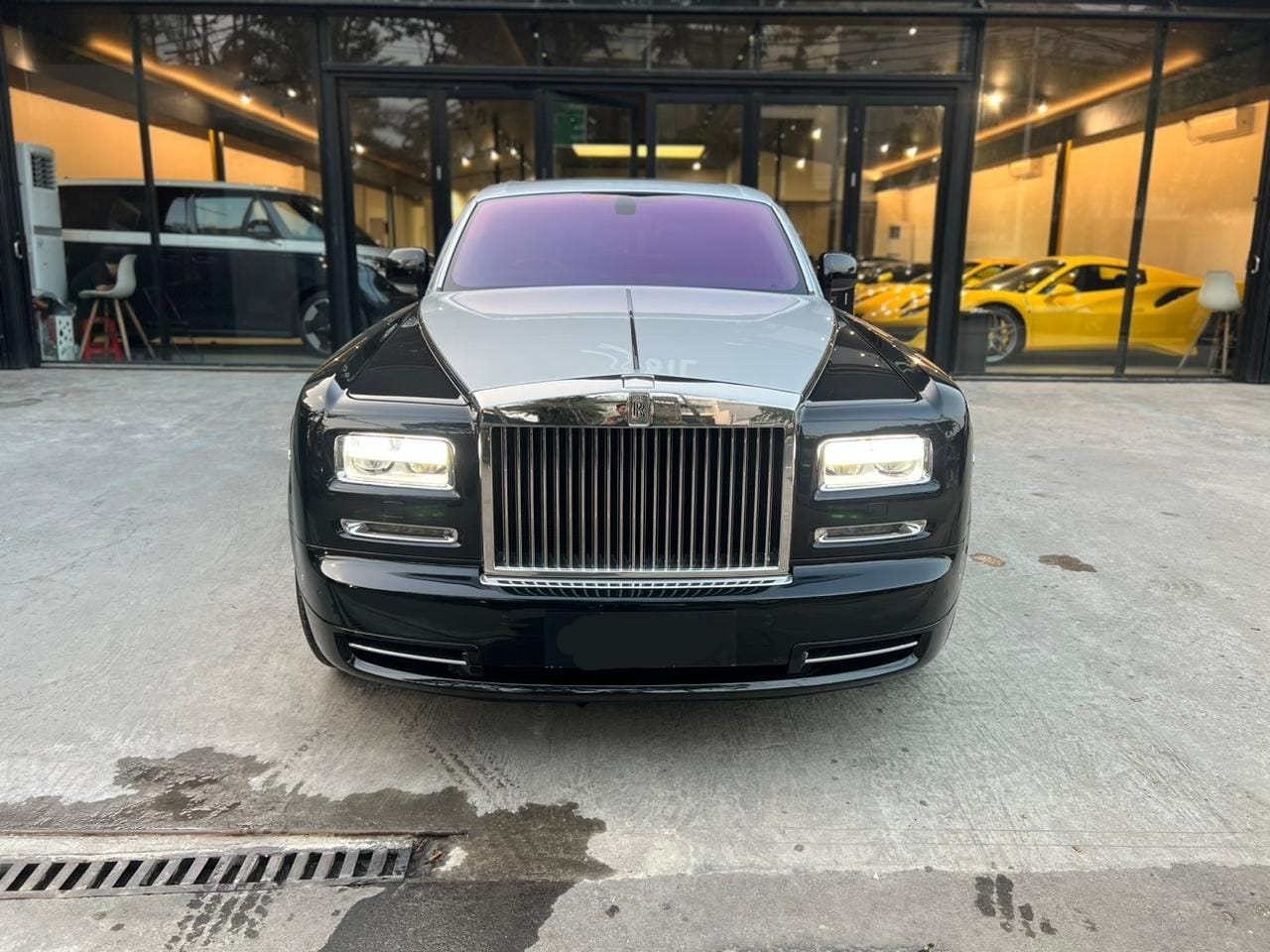 2013 Rolls Royce Phantom 6.7 L 2013 Rolls Royce Phantom 6.7 L