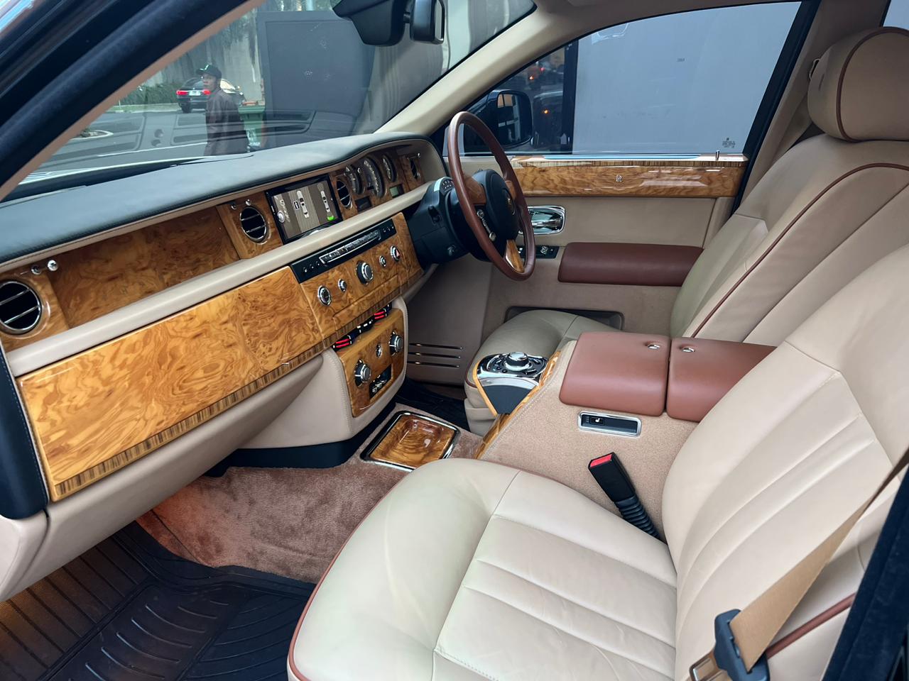2013 Rolls Royce Phantom 6.7 L 2013 Rolls Royce Phantom 6.7 L