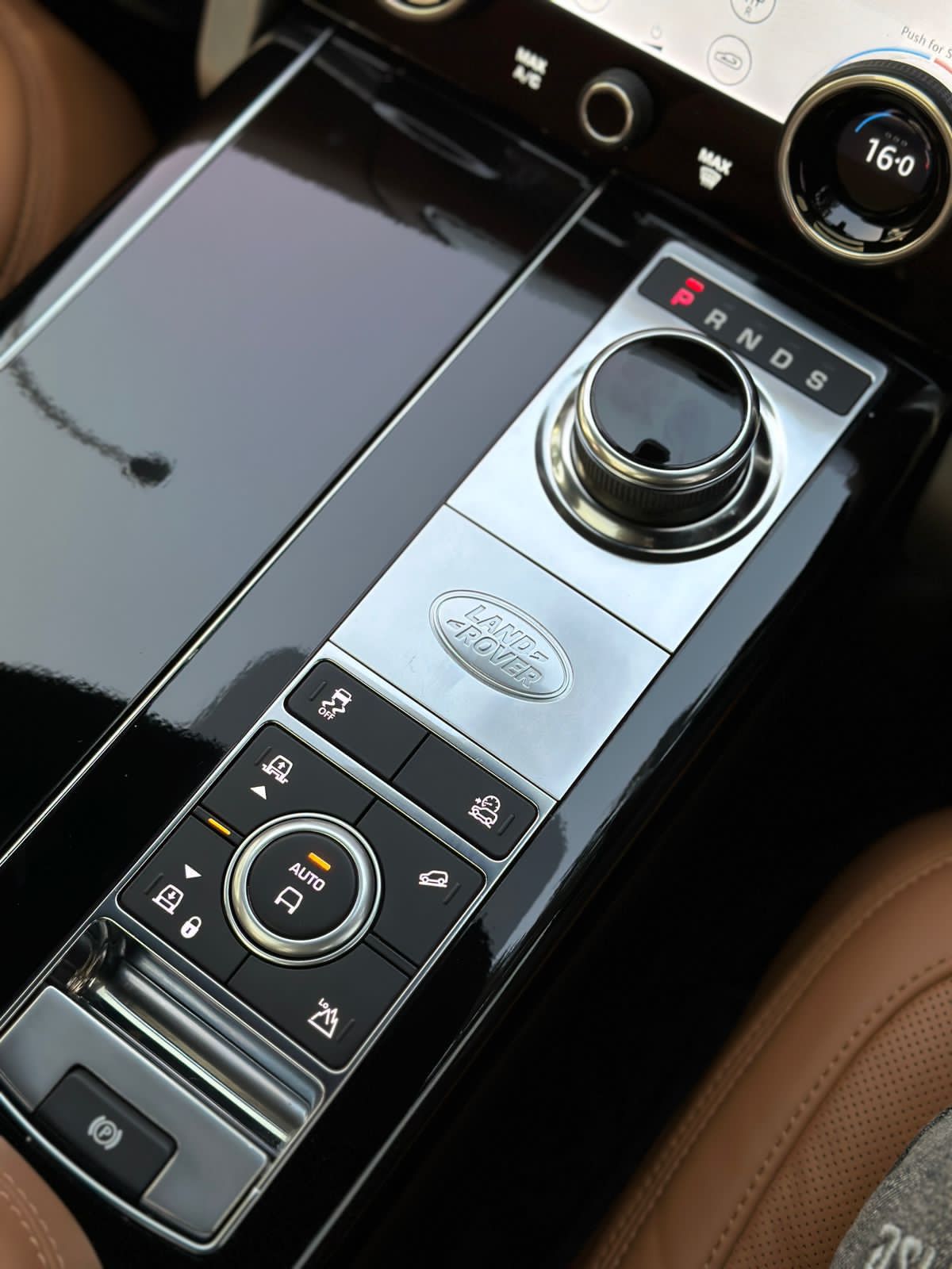 2019 Land Rover Range Rover Vogue VOGUE 3.0 LWB 2019 Land Rover Range Rover Vogue VOGUE 3.0 LWB